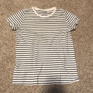 3/$20 Gap Vintage Wash Striped Tee